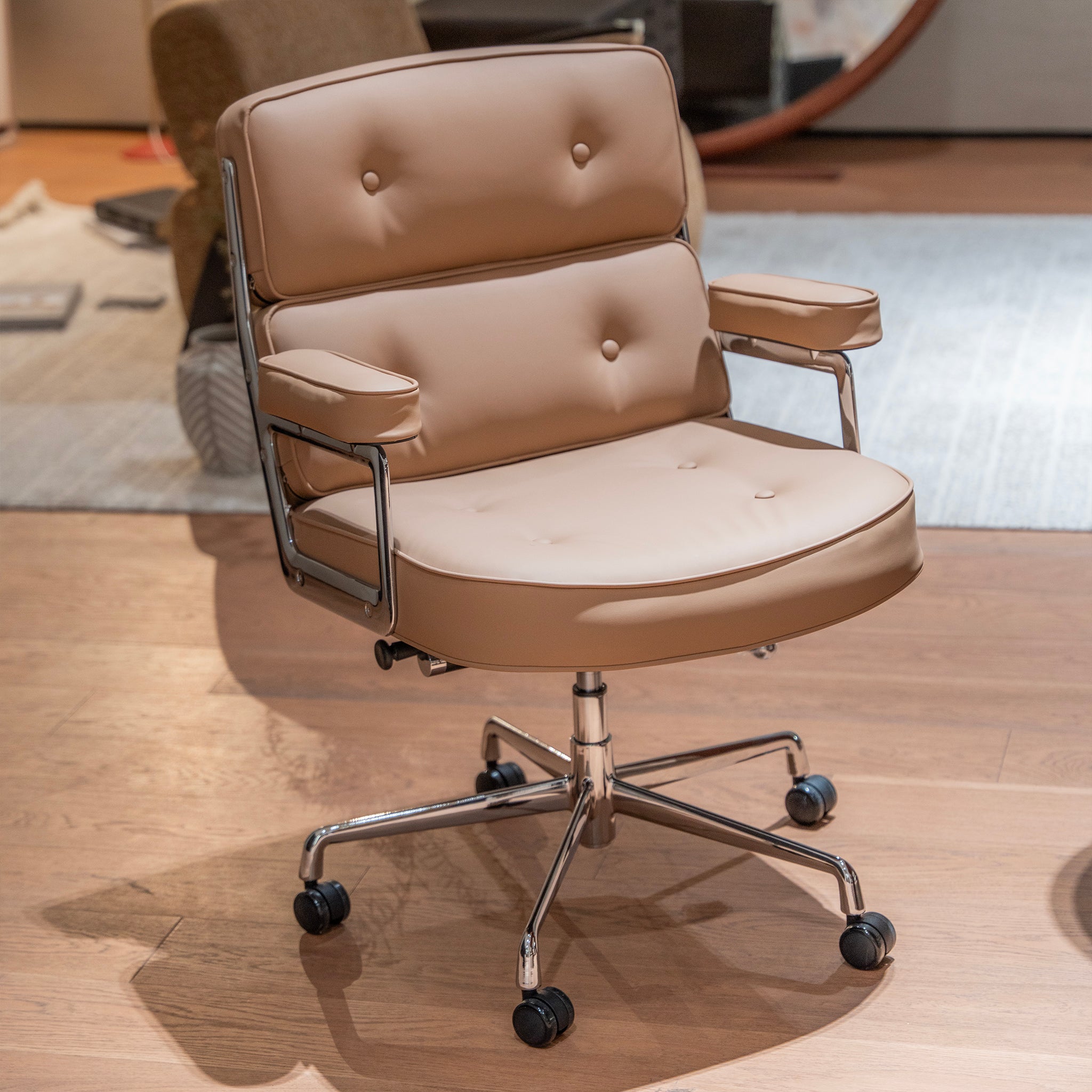 Metropole Executive Chair