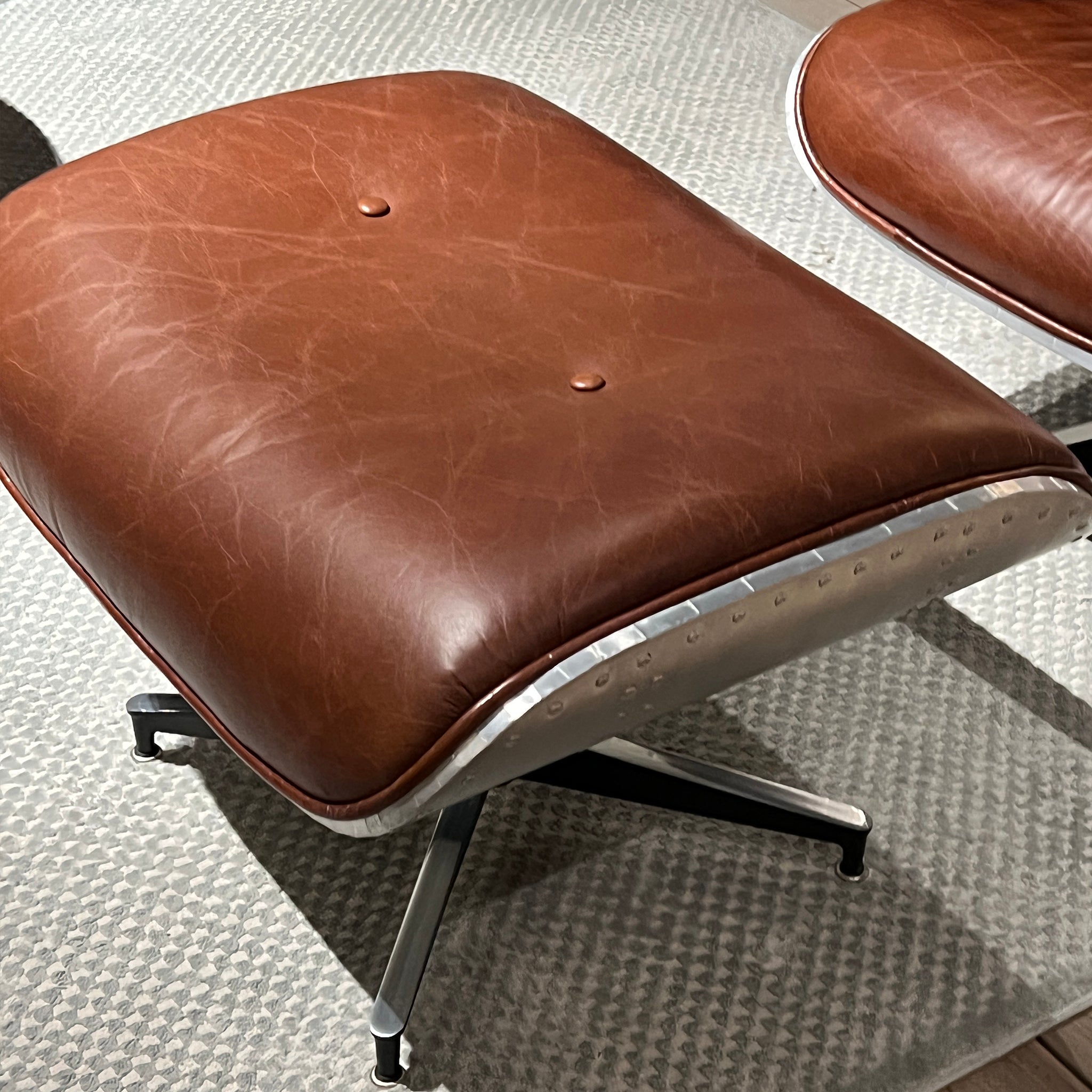 Aspen Lounge Chair & Ottoman