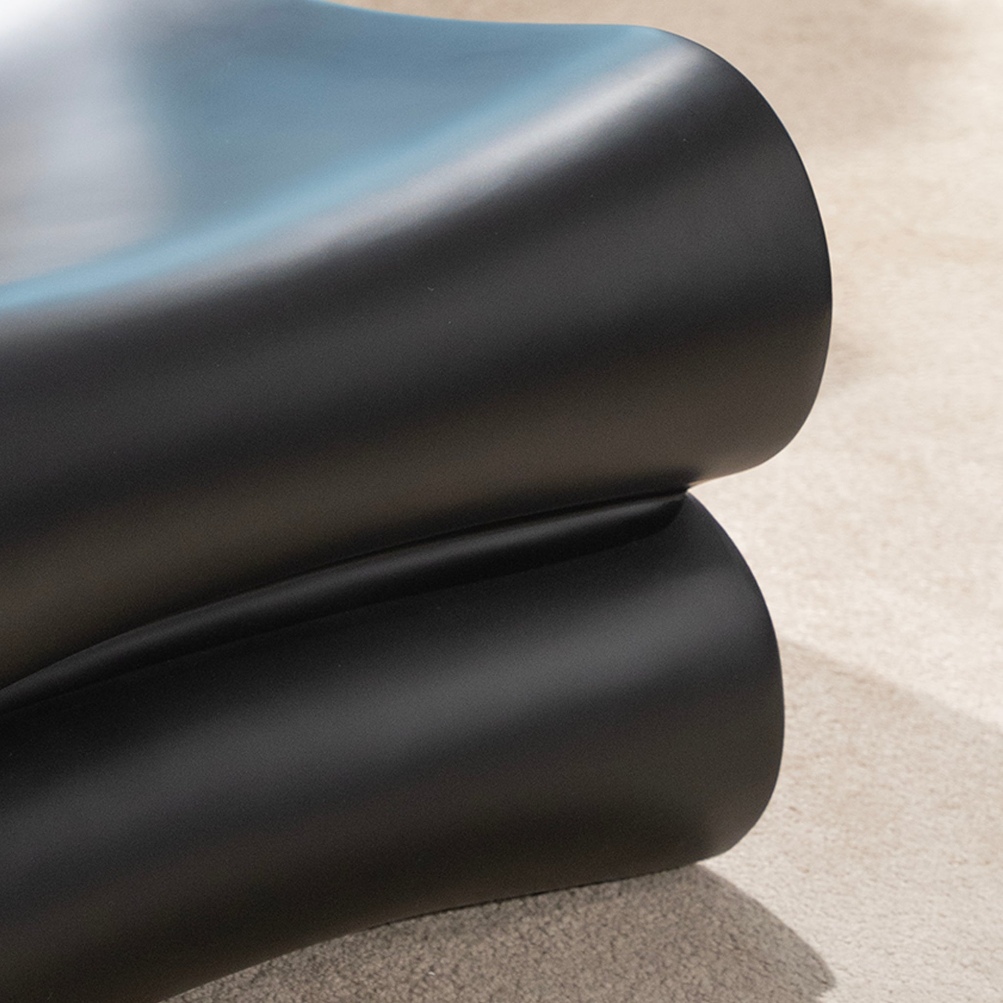 Avara Sculpted Lounge