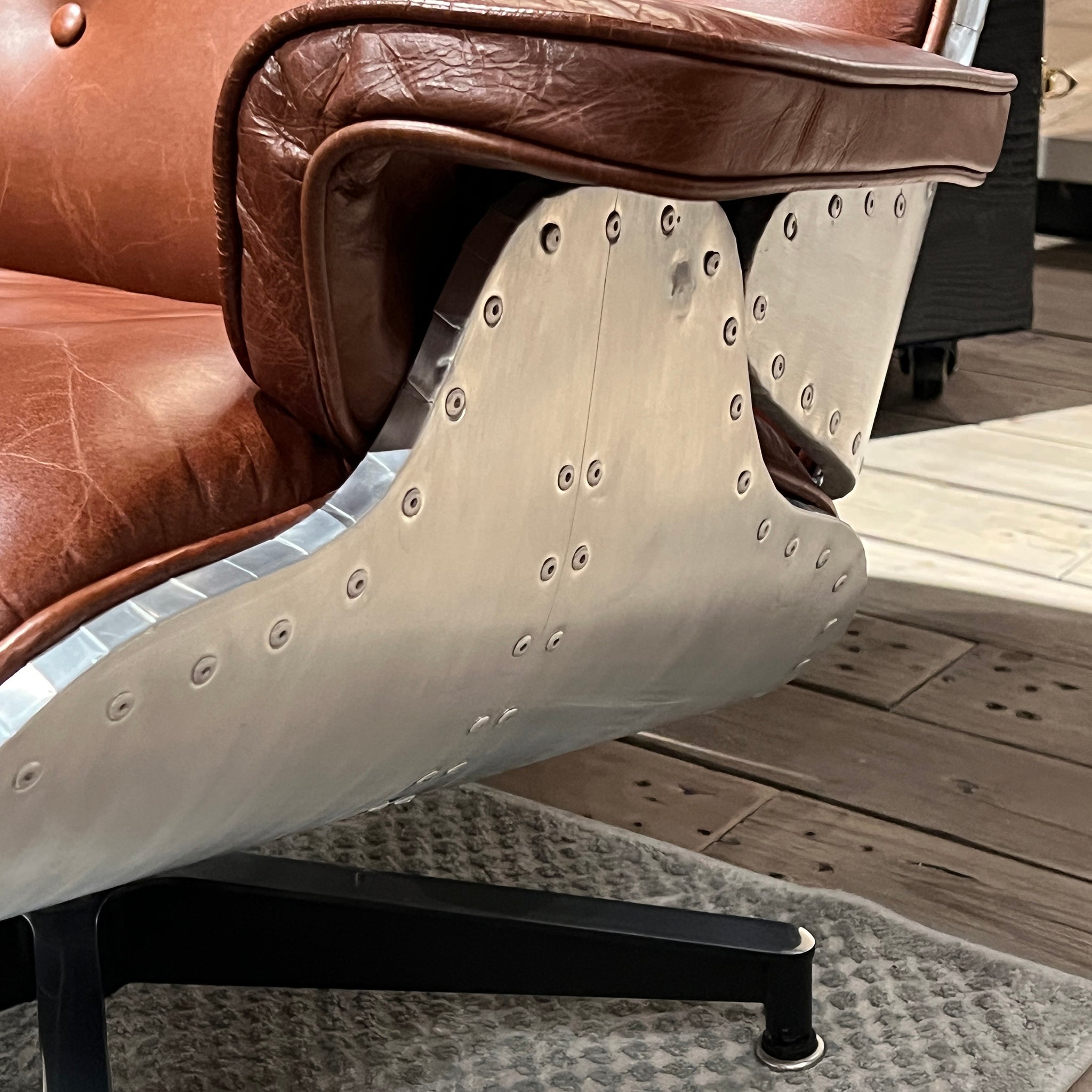 Aspen Lounge Chair & Ottoman