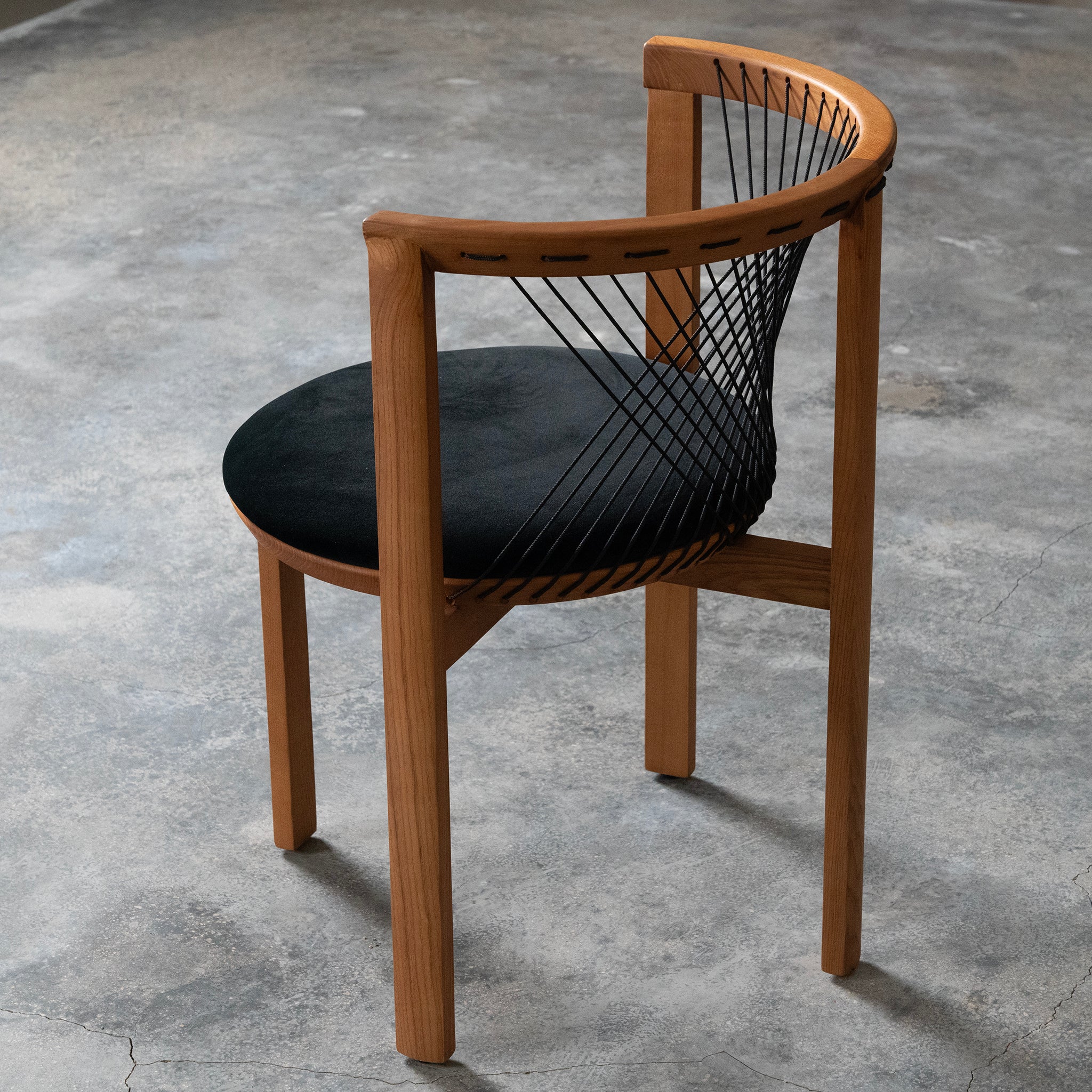 Nexus String Chair