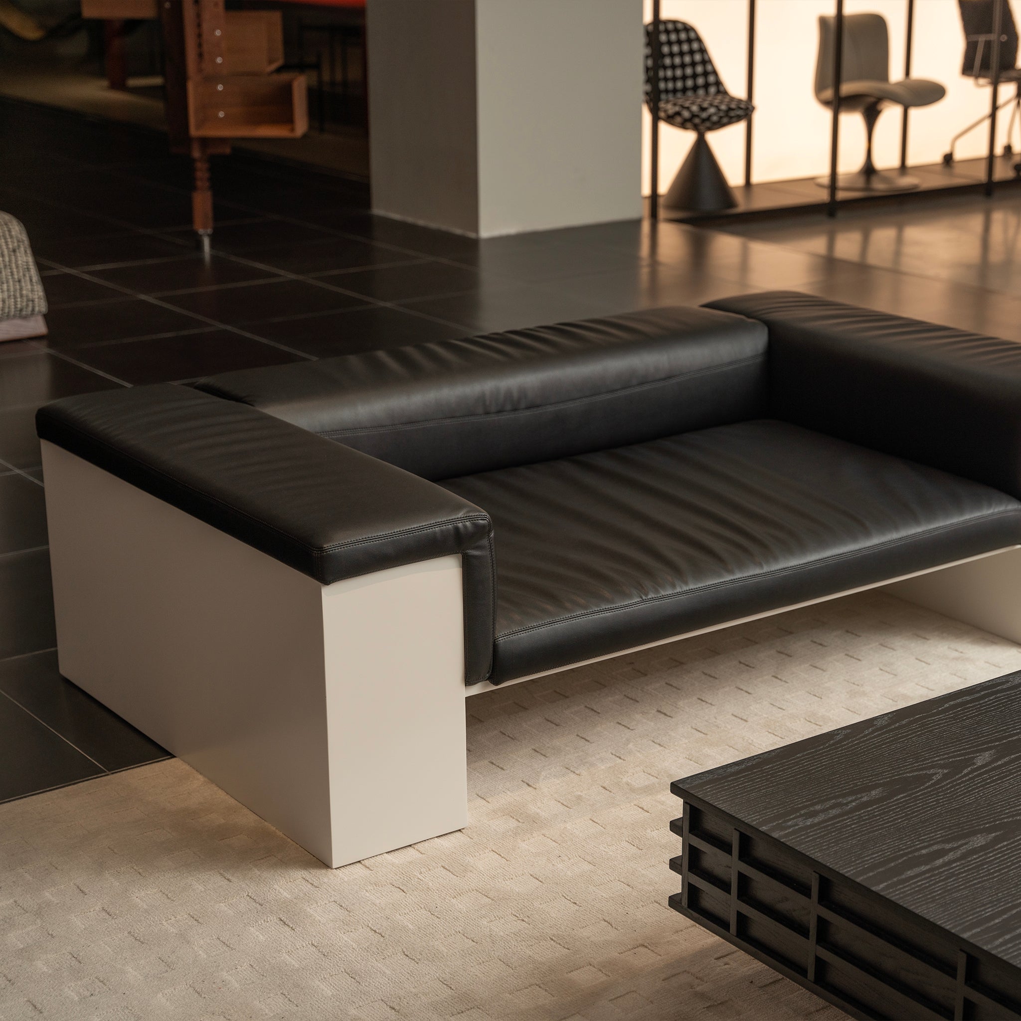 Contempo Lounge Chair