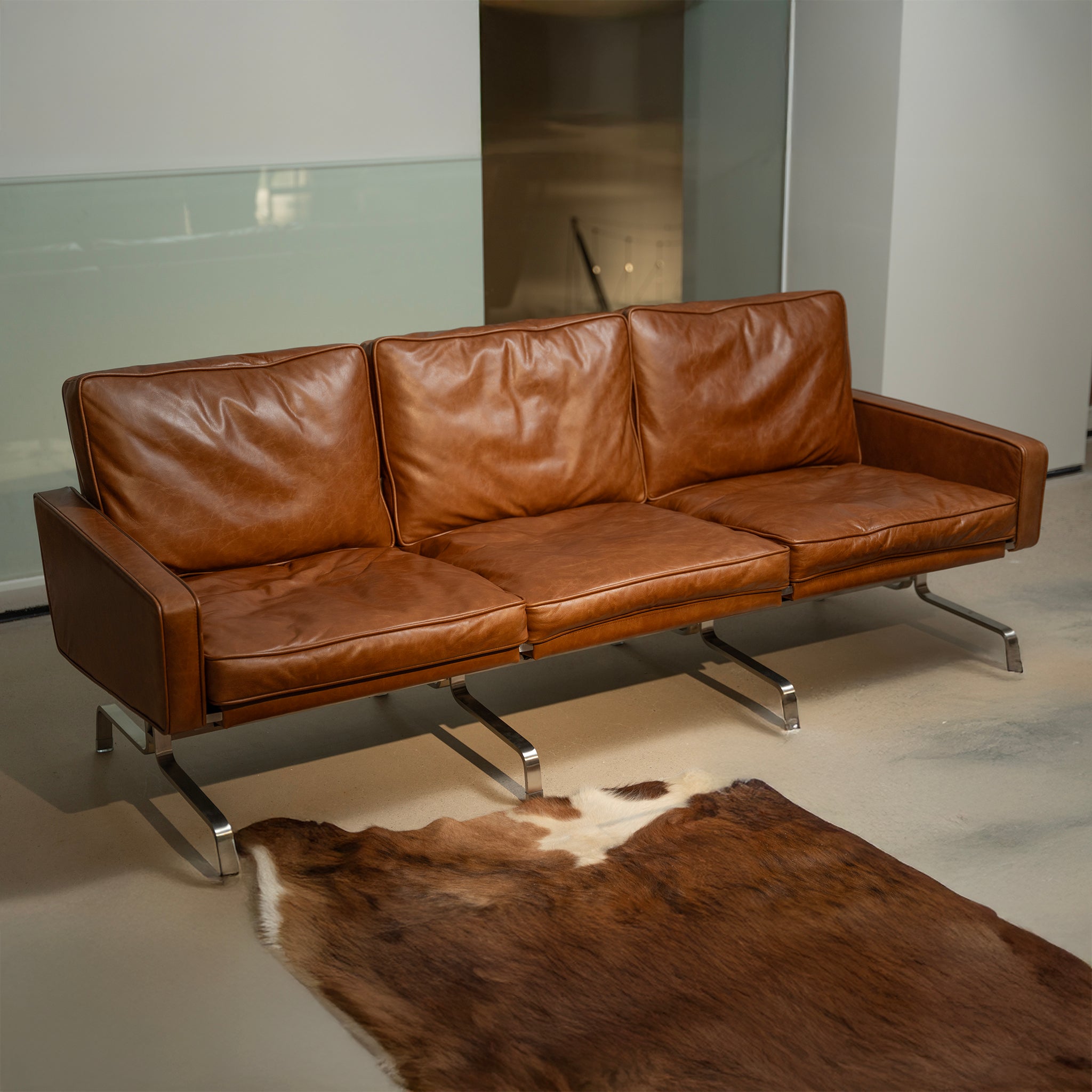 Cater Leather Sofa