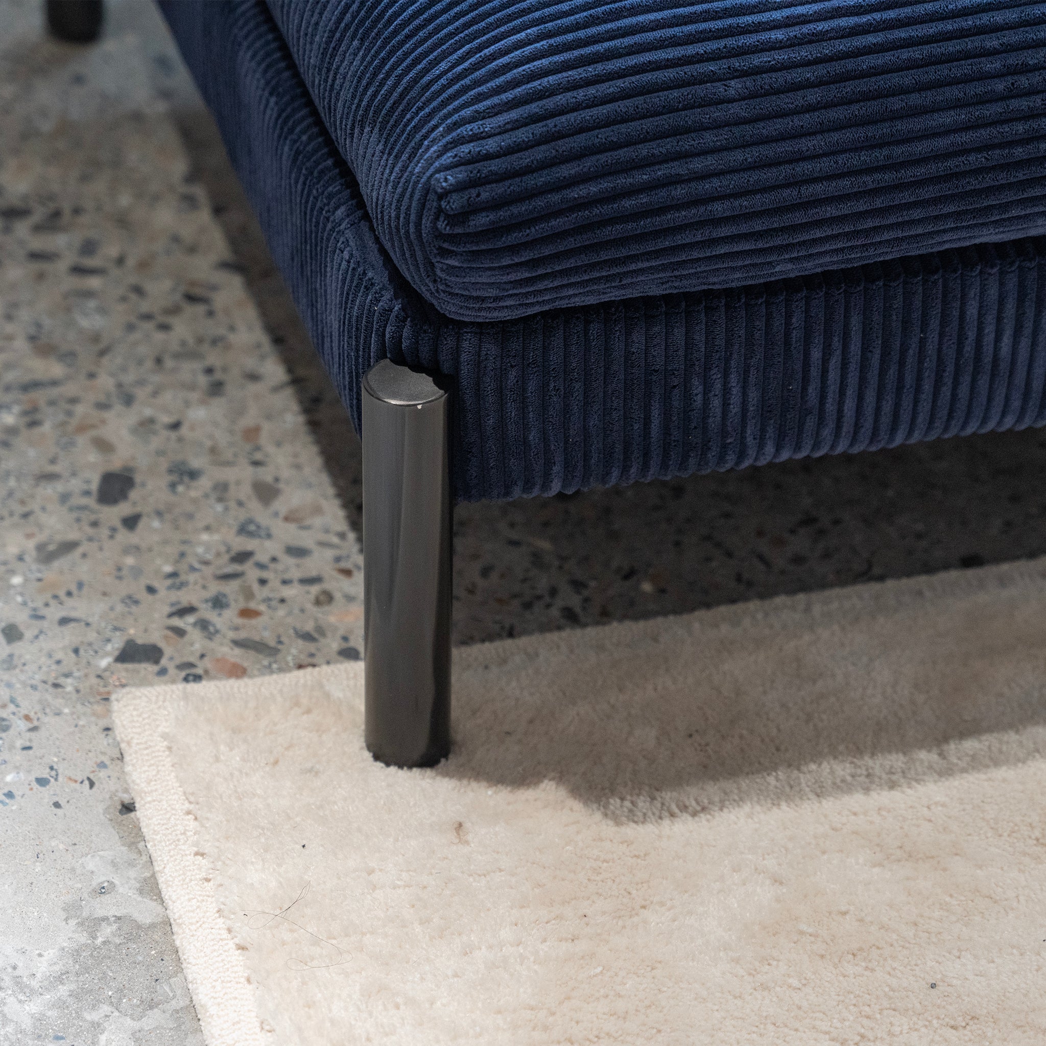 Sora Grand Chaise Sofa