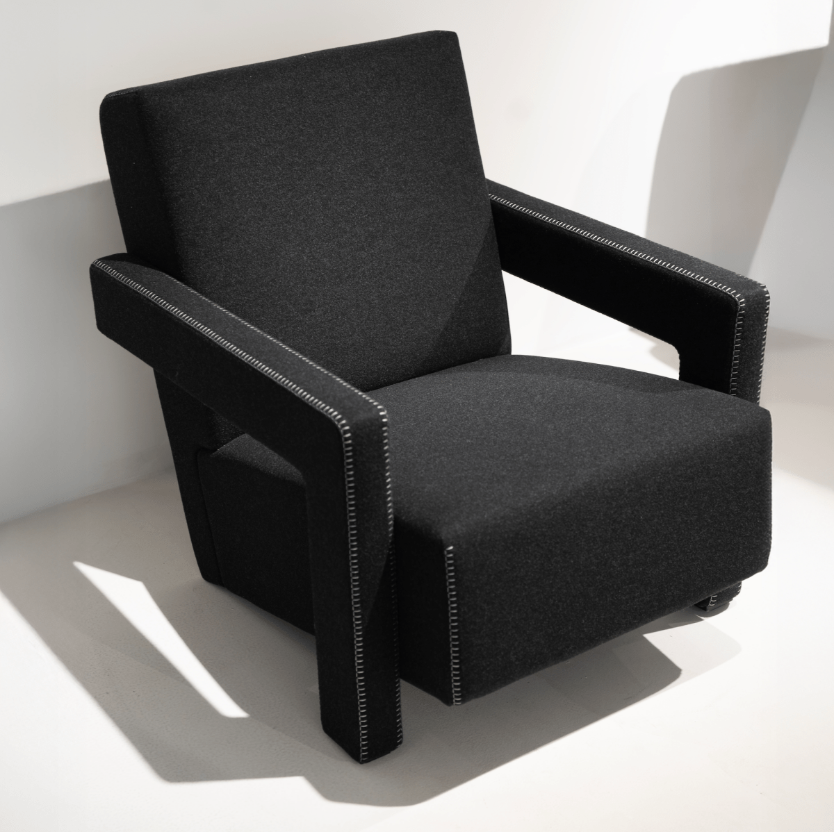 Architectural Form Lounge Chair - FURNIBLE.