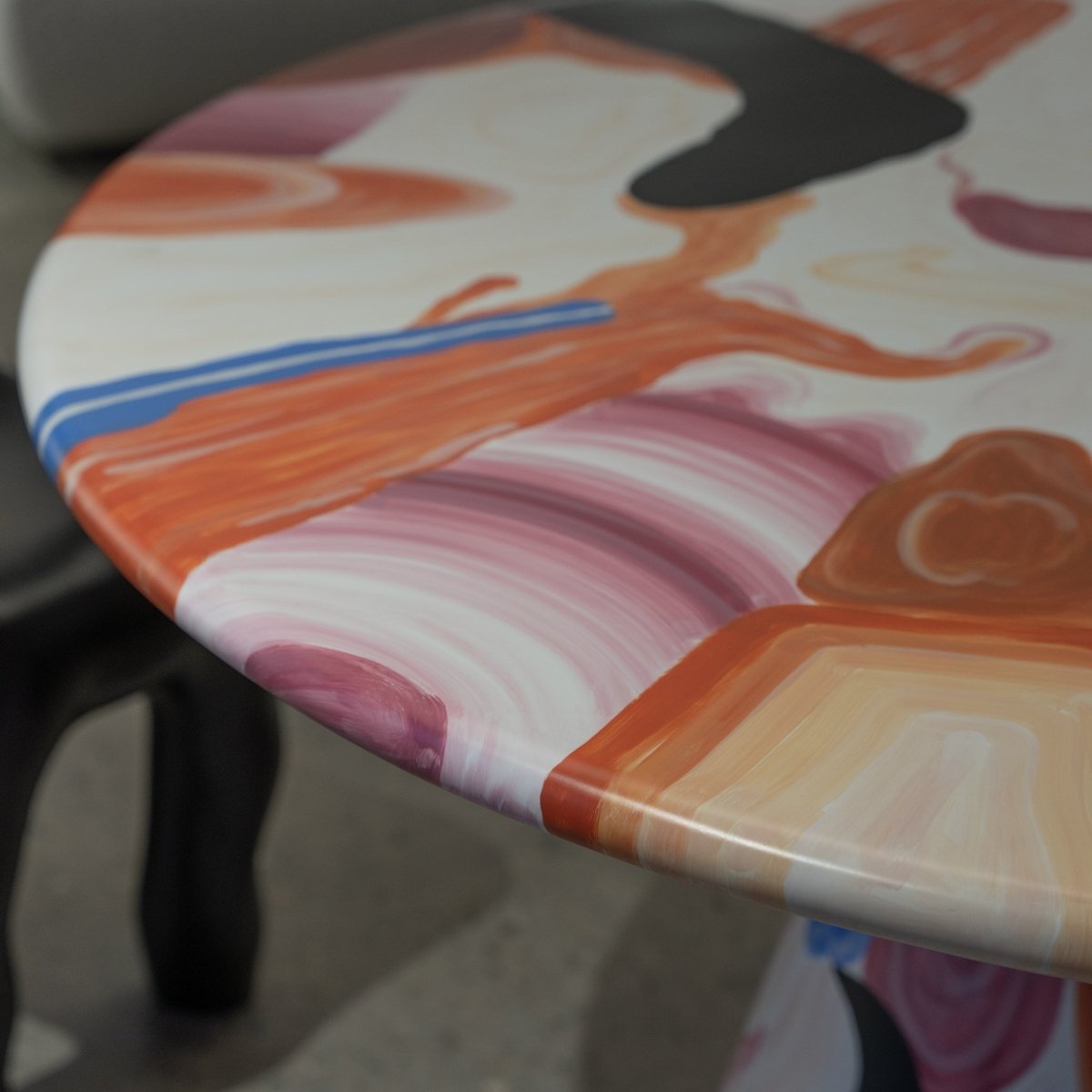 Aurora Art Table - FURNIBLE.