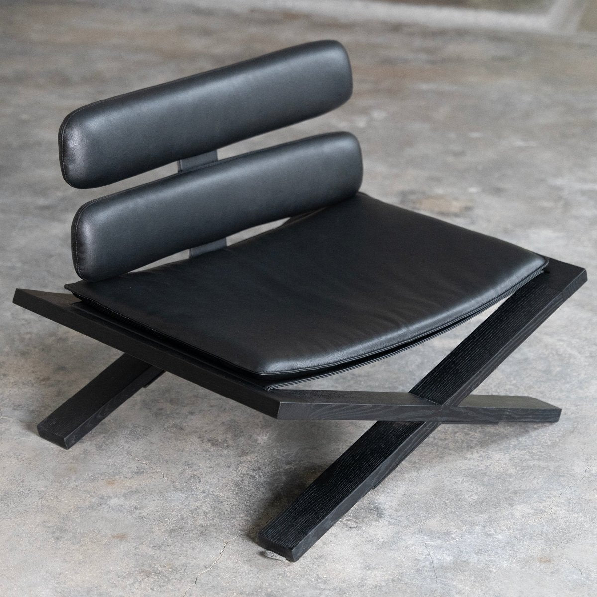 Axis Chair - FURNIBLE.