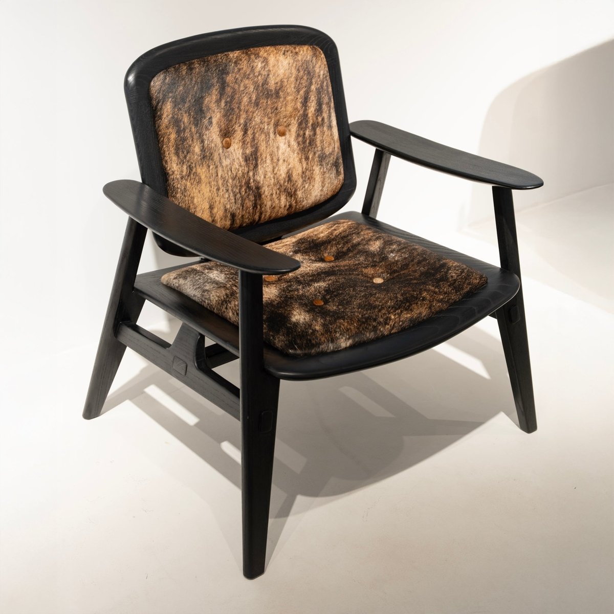 Cavallo Hide Armchair - FURNIBLE.