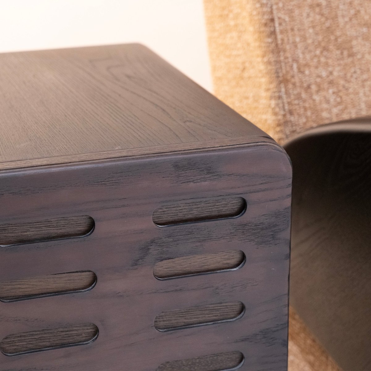 Codirae Nightstand - FURNIBLE.