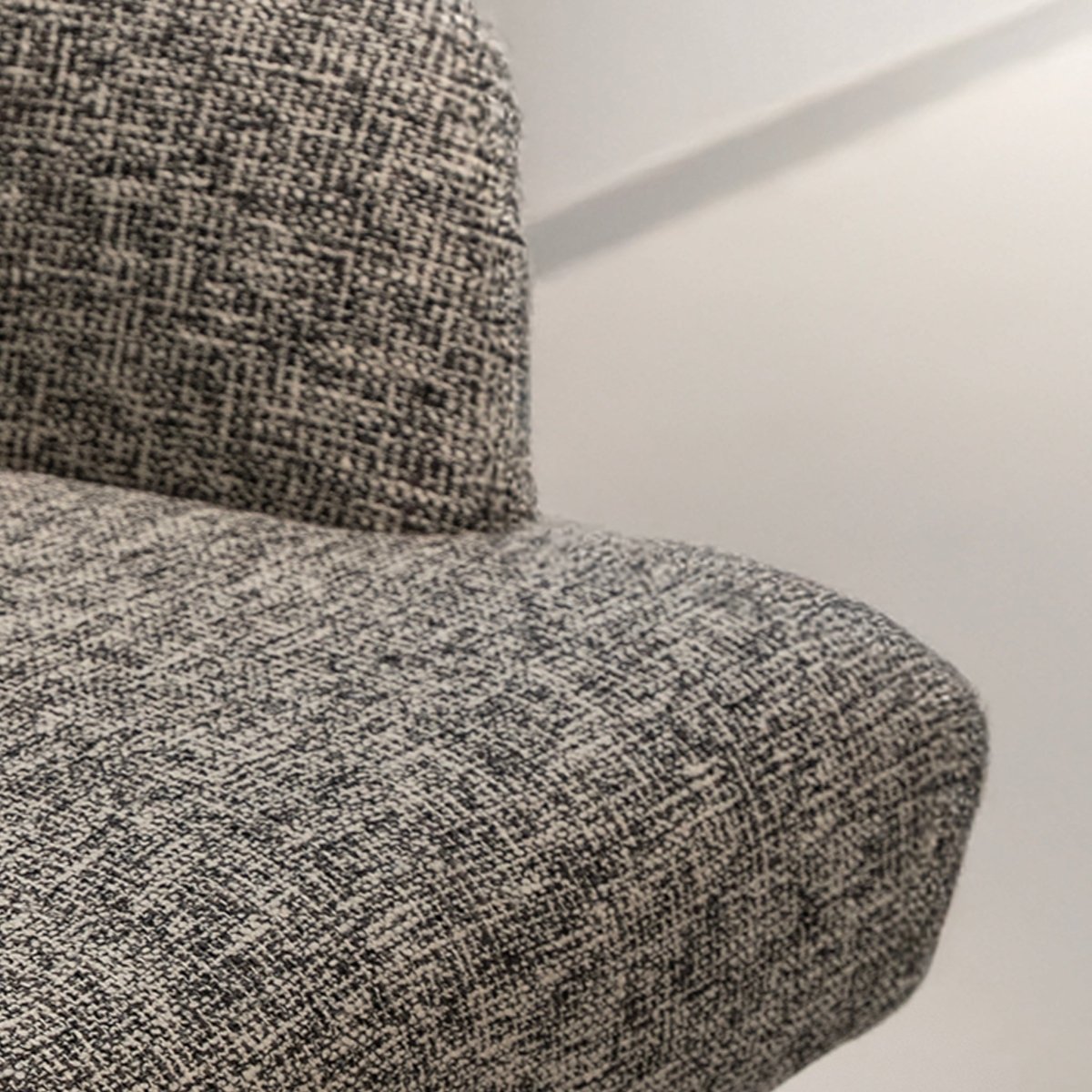 Contour Embrace Armchair - FURNIBLE.