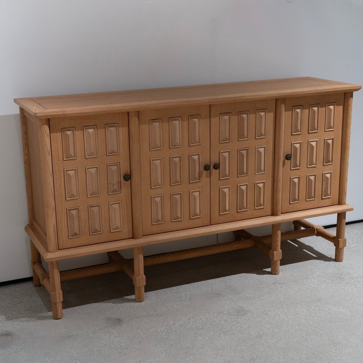 Cresta Carved Credenza - FURNIBLE.