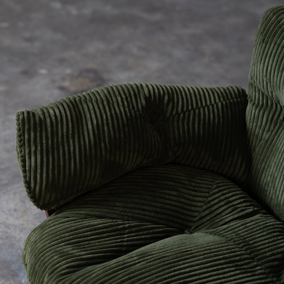 Grove Lounge Chair - FURNIBLE.