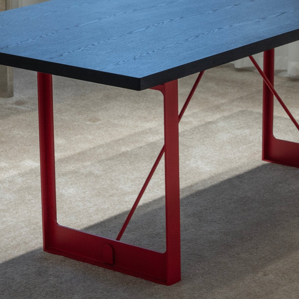 Linear Contrast Dining Table - FURNIBLE.
