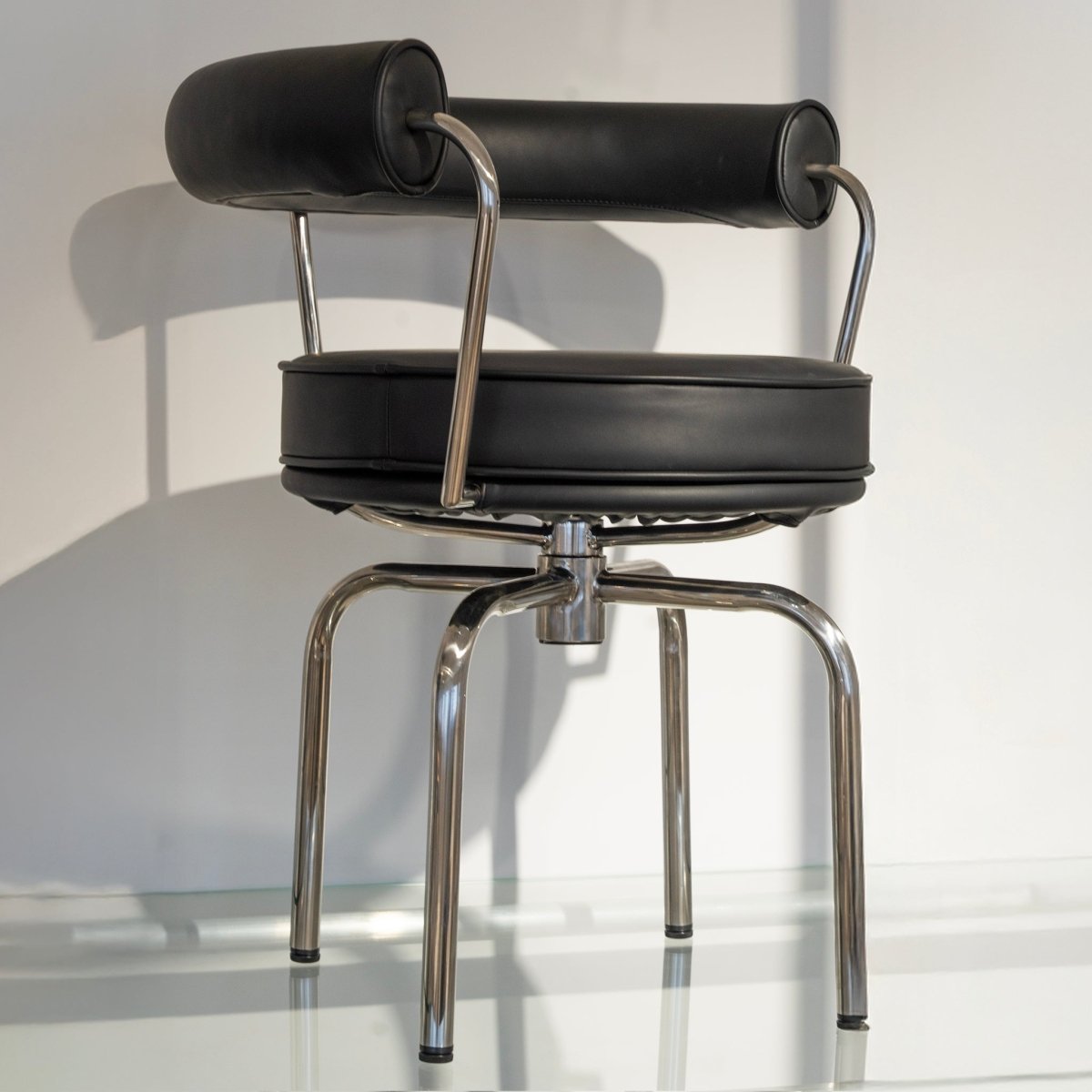 Mid - Century Chrome Swivel Chair - FURNIBLE.