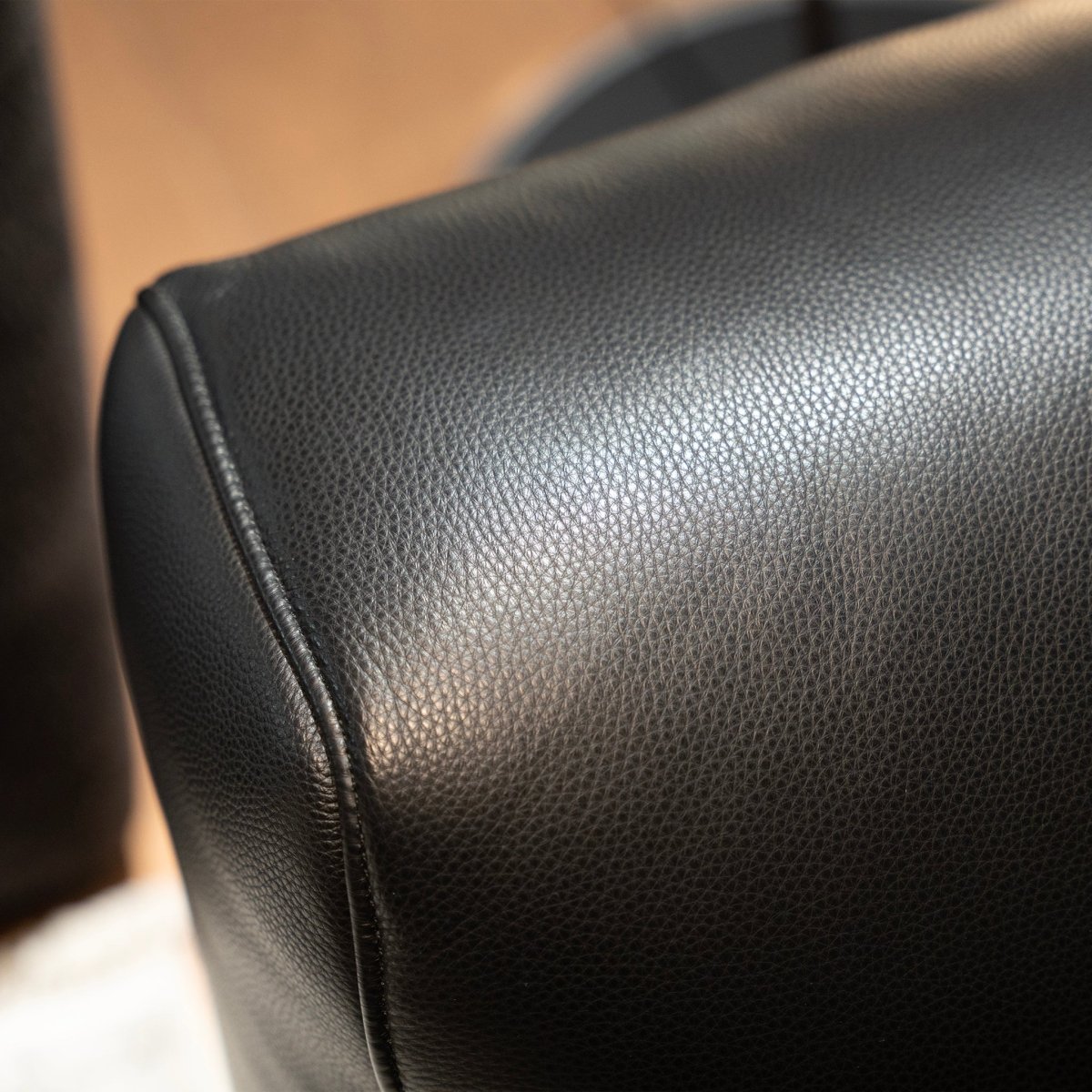 Nimbus Sofa - FURNIBLE.