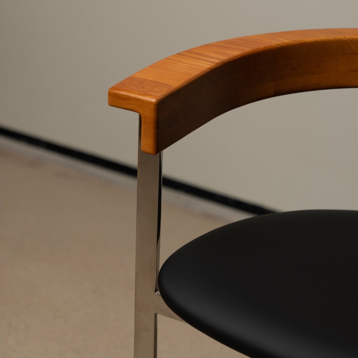 Nord Arc Dining Chair - FURNIBLE.