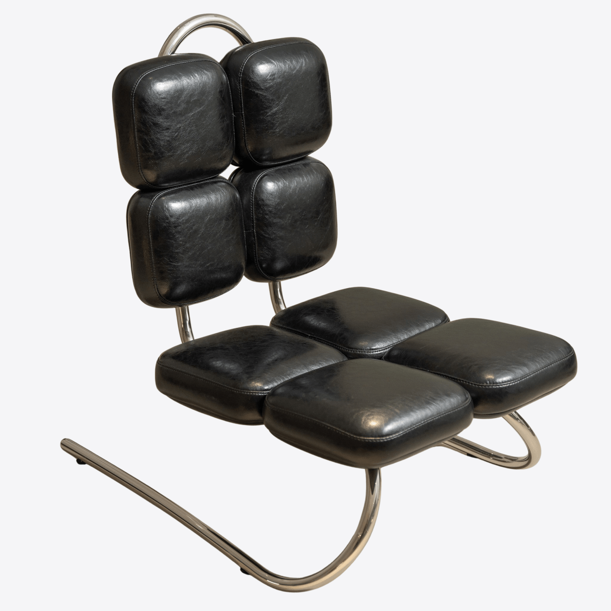 Novak Chair - FURNIBLE.