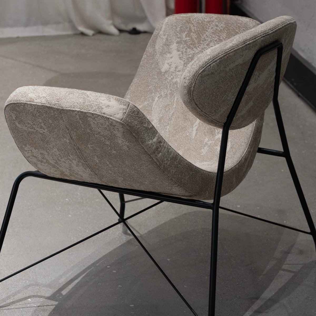 Ravello Curve Chair - FURNIBLE.