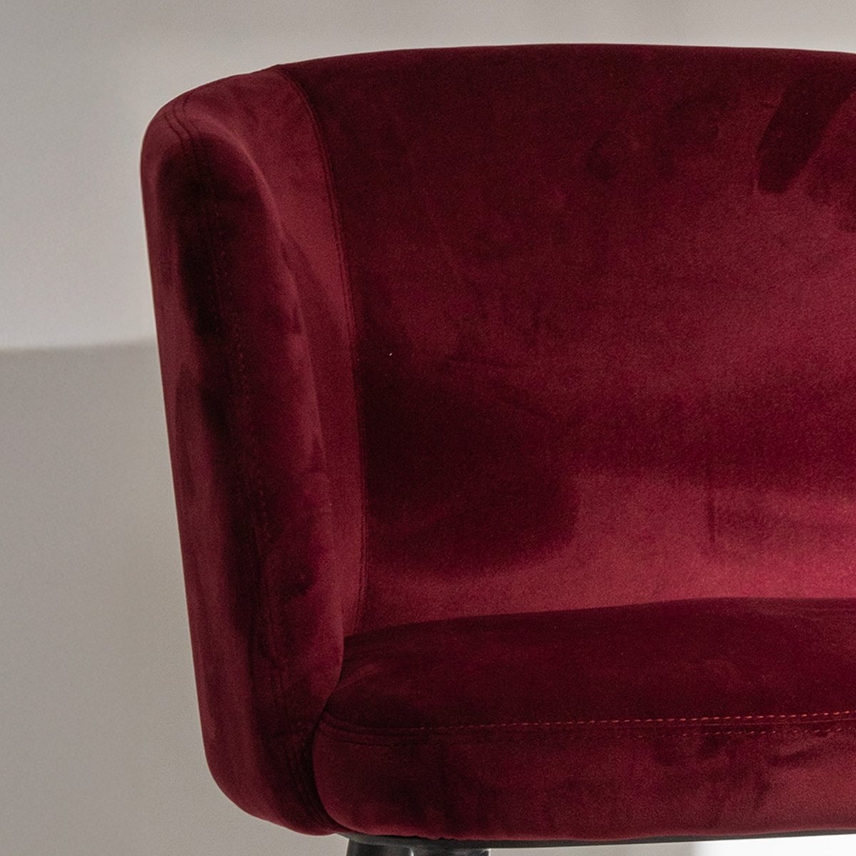 Ruby Velvet Dining Chair - FURNIBLE.