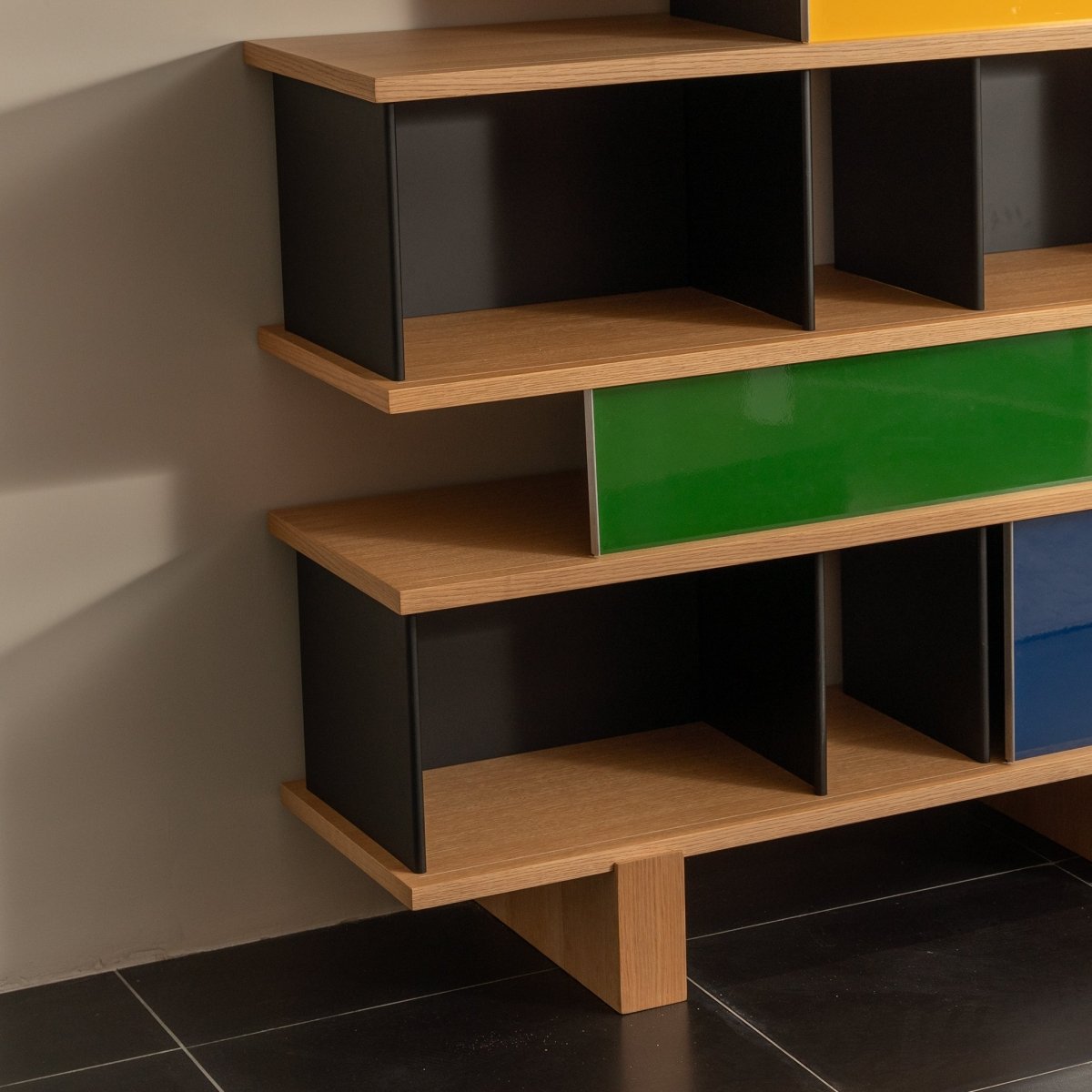 Spectrum Bookshelf - FURNIBLE.