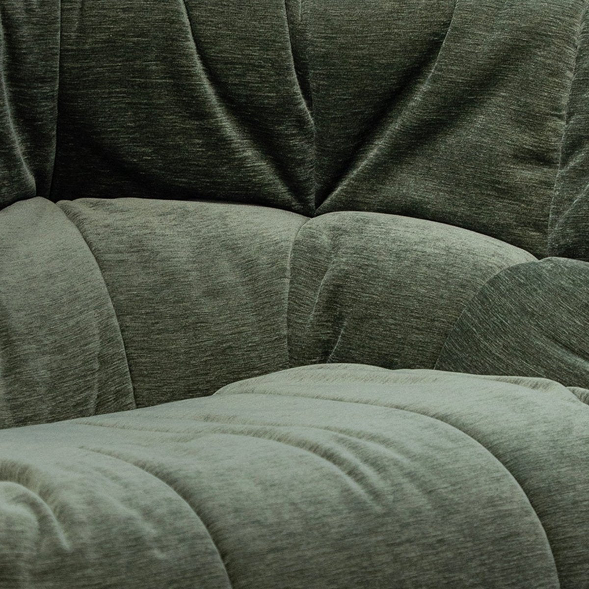 Verdant Quilt Lounge - FURNIBLE.