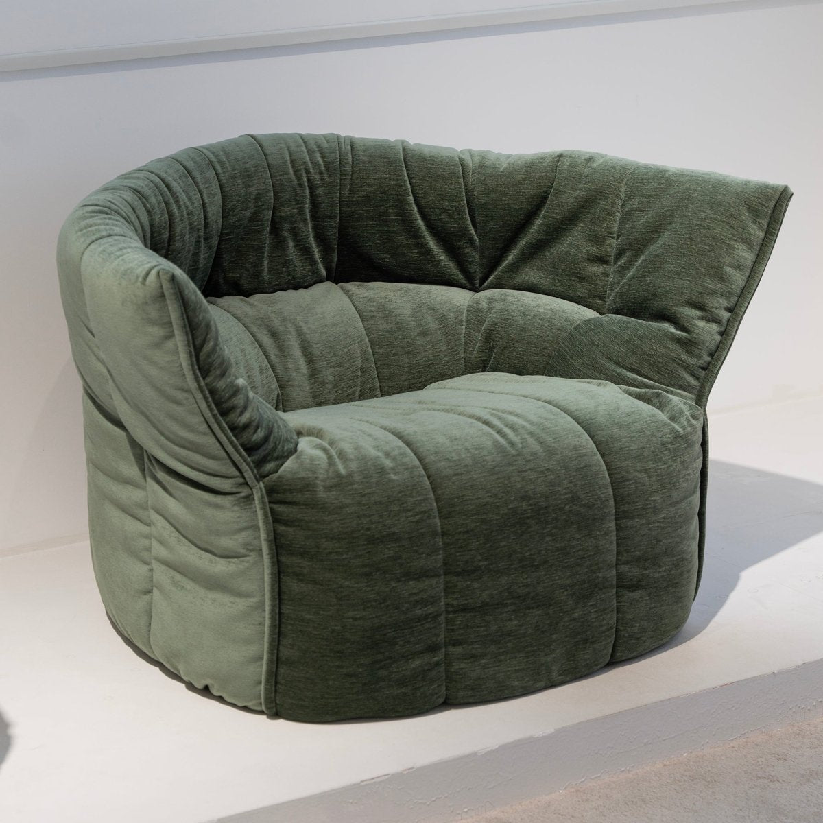 Verdant Quilt Lounge - FURNIBLE.