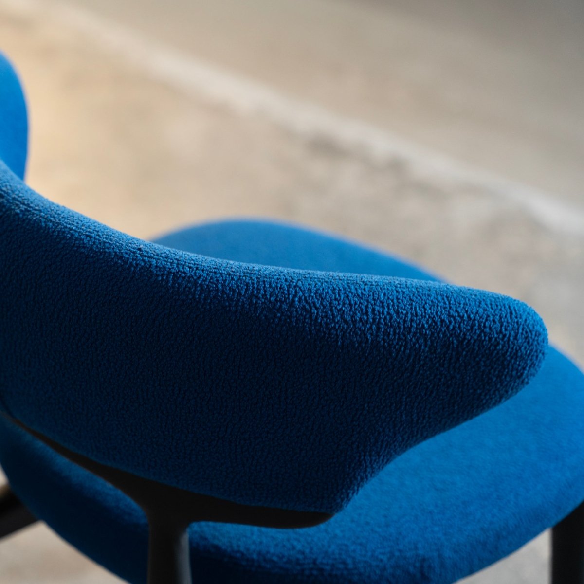 Zephyr Dining Chair - FURNIBLE.