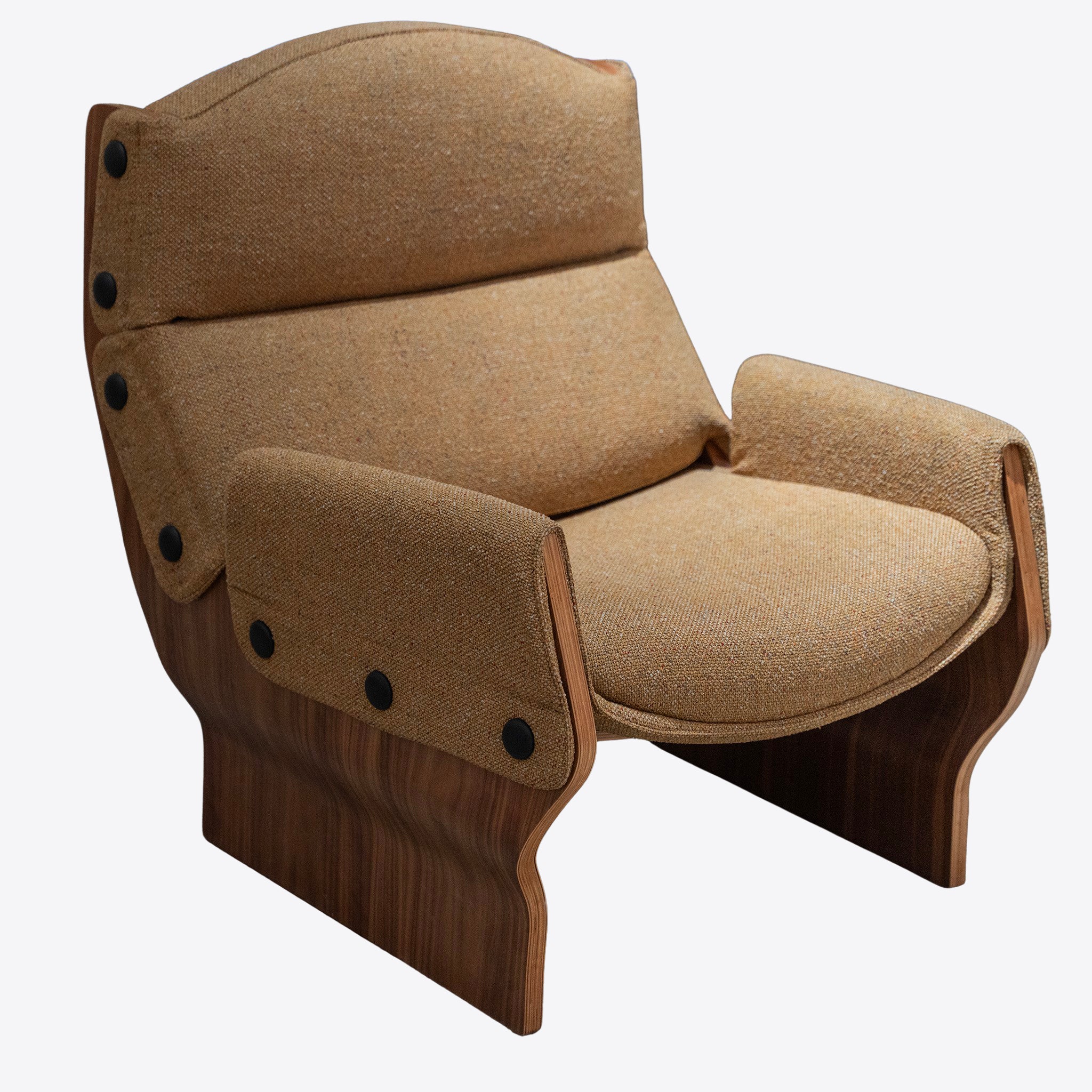 Contour Lounge Chair