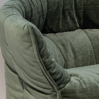 Verdant Quilt Lounge