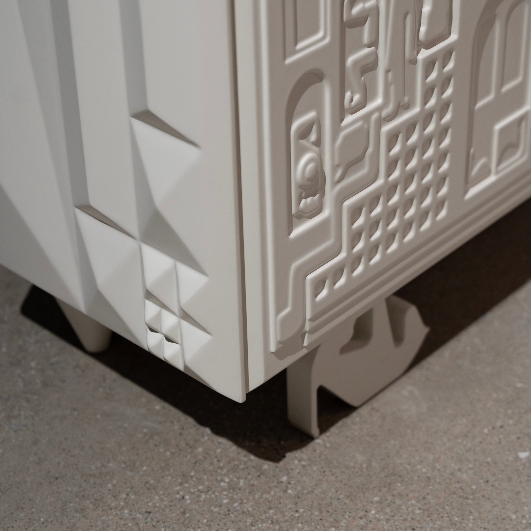 Urban Canvas Cabinet