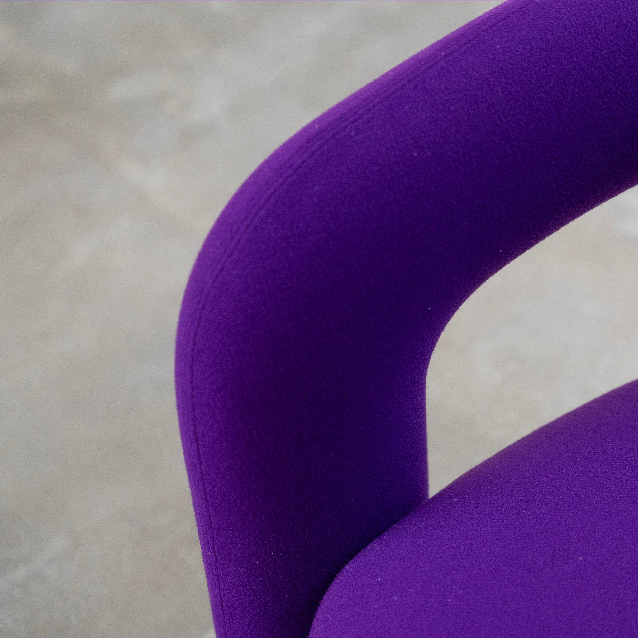 Amethyst Lounge Chair