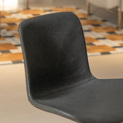 Vertex Chair