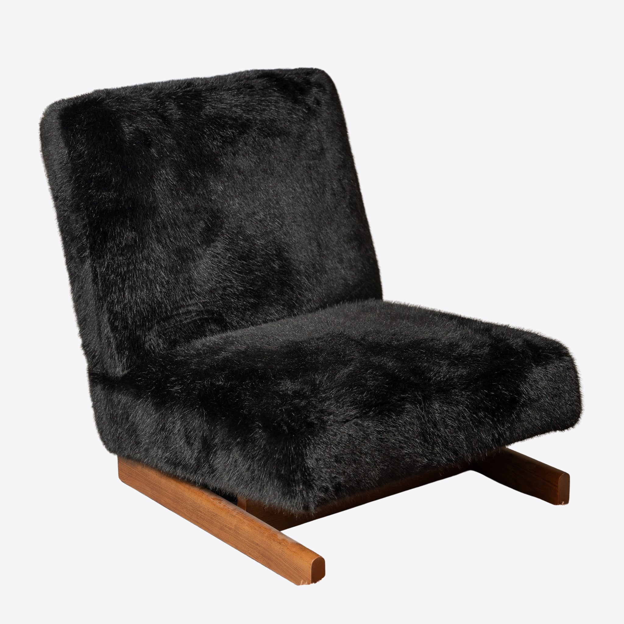 Noir Fur Lounge Chair