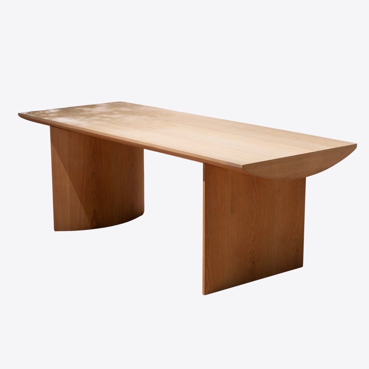 Arc Timber Bench - FURNIBLE.