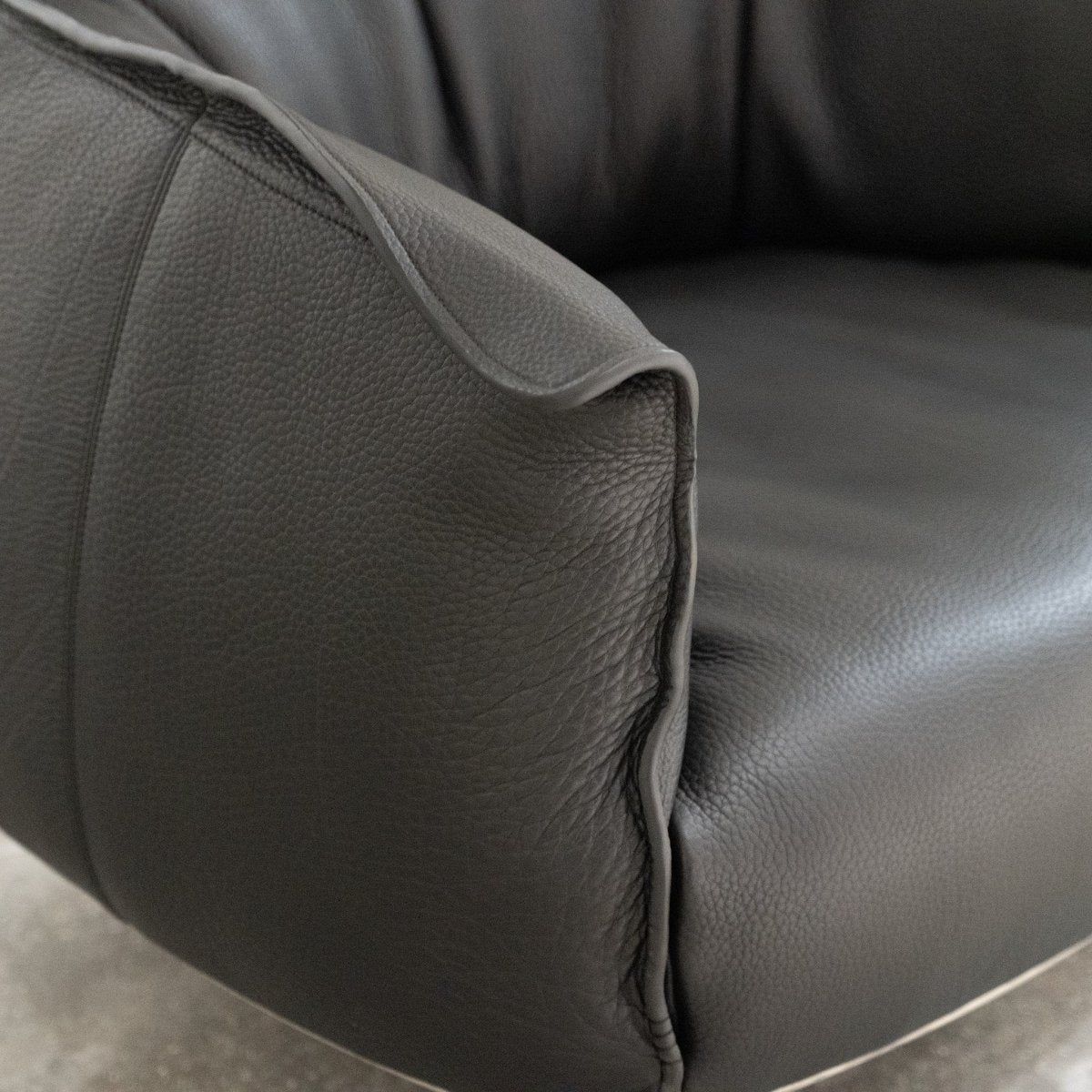 Arlo Leather Armchair - FURNIBLE.