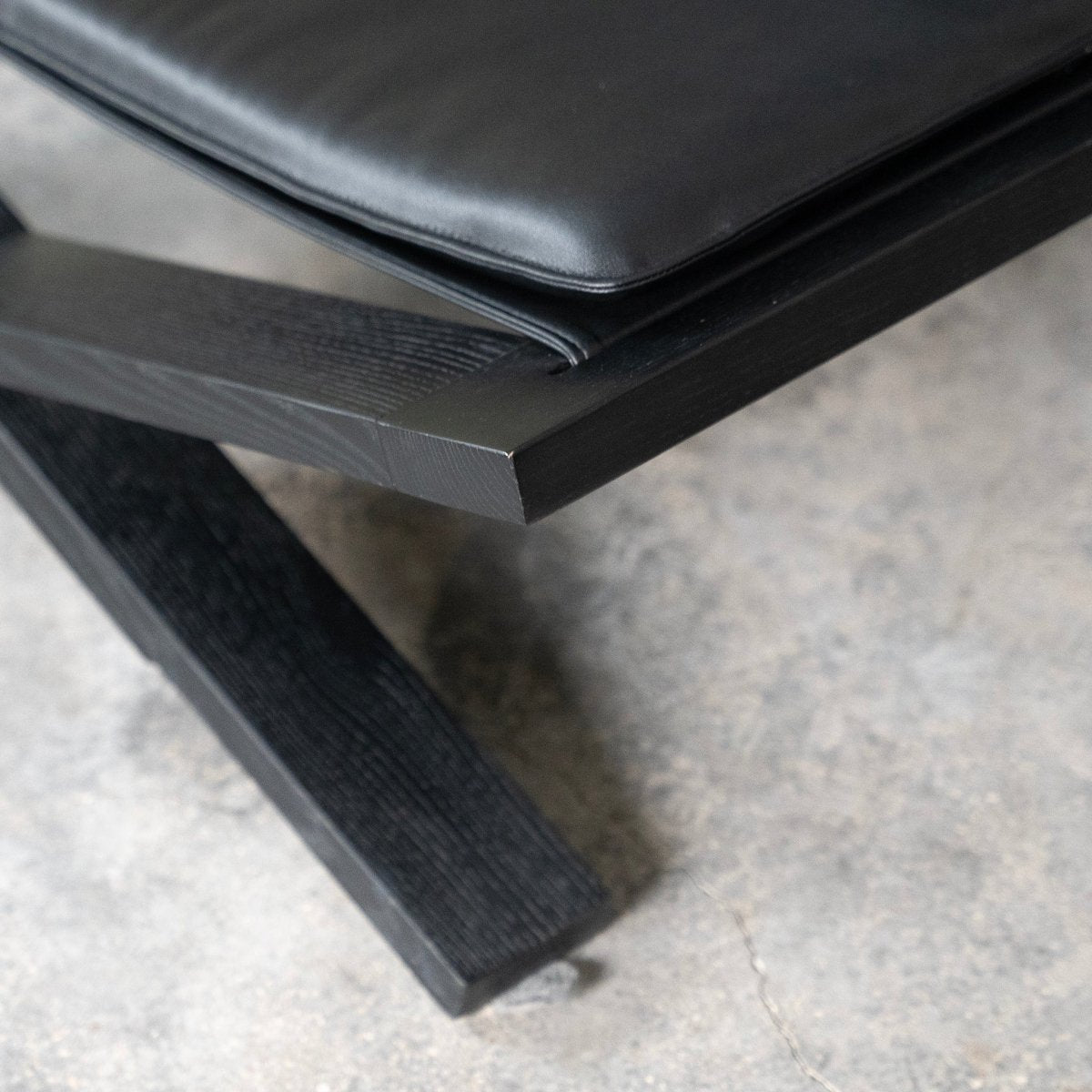 Axis Chair - FURNIBLE.