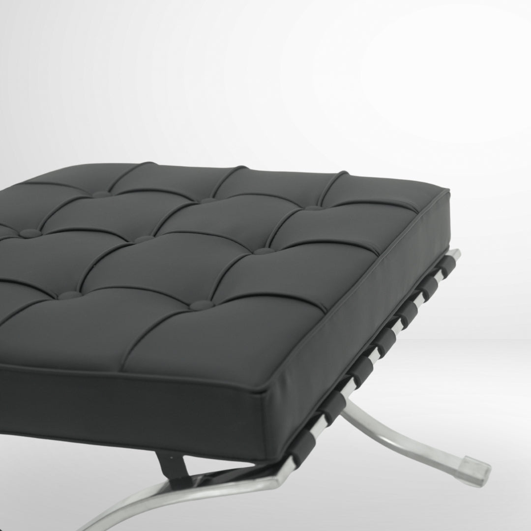 Barcelini Lounge Chair - FURNIBLE.