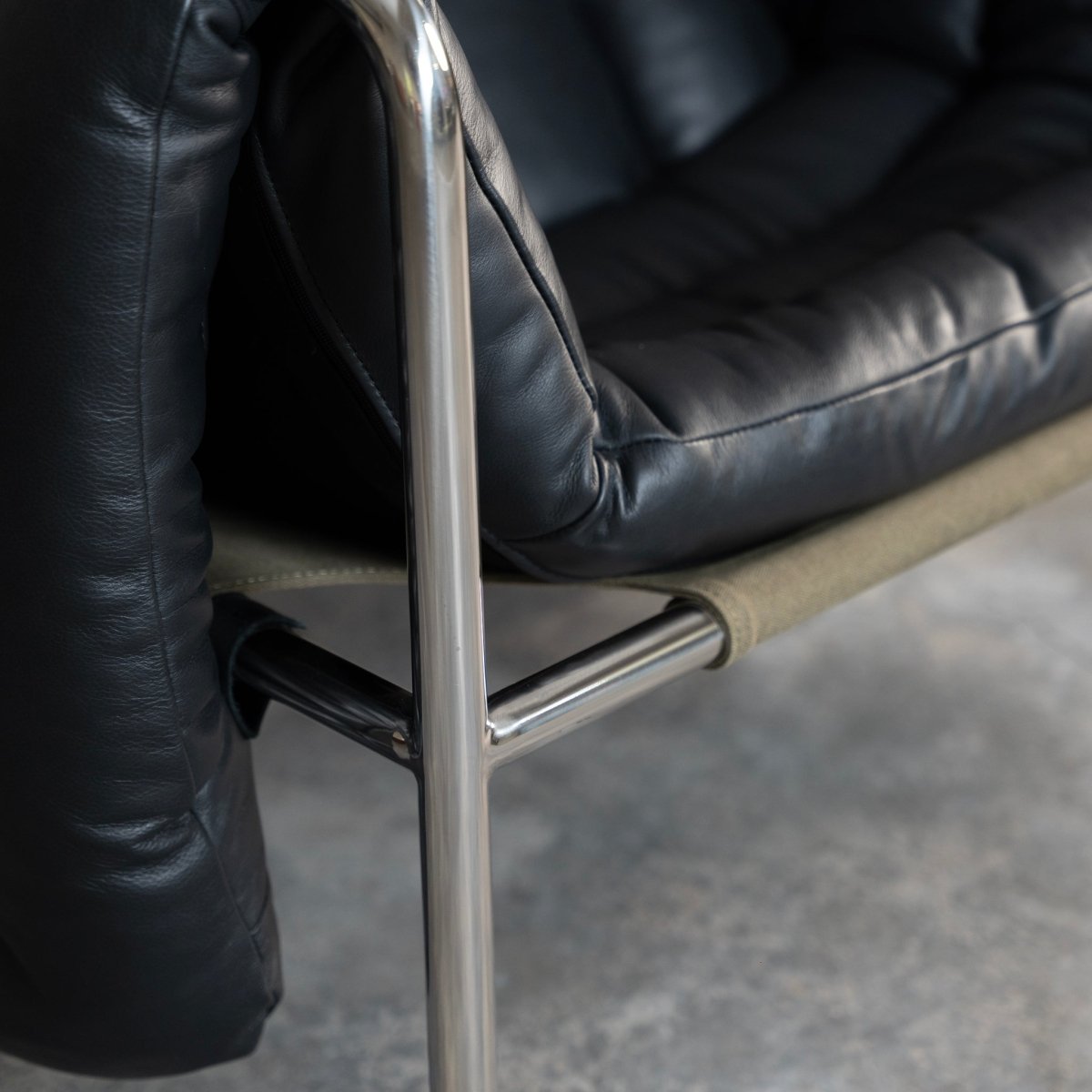 Cascade Lounge Chair - FURNIBLE.