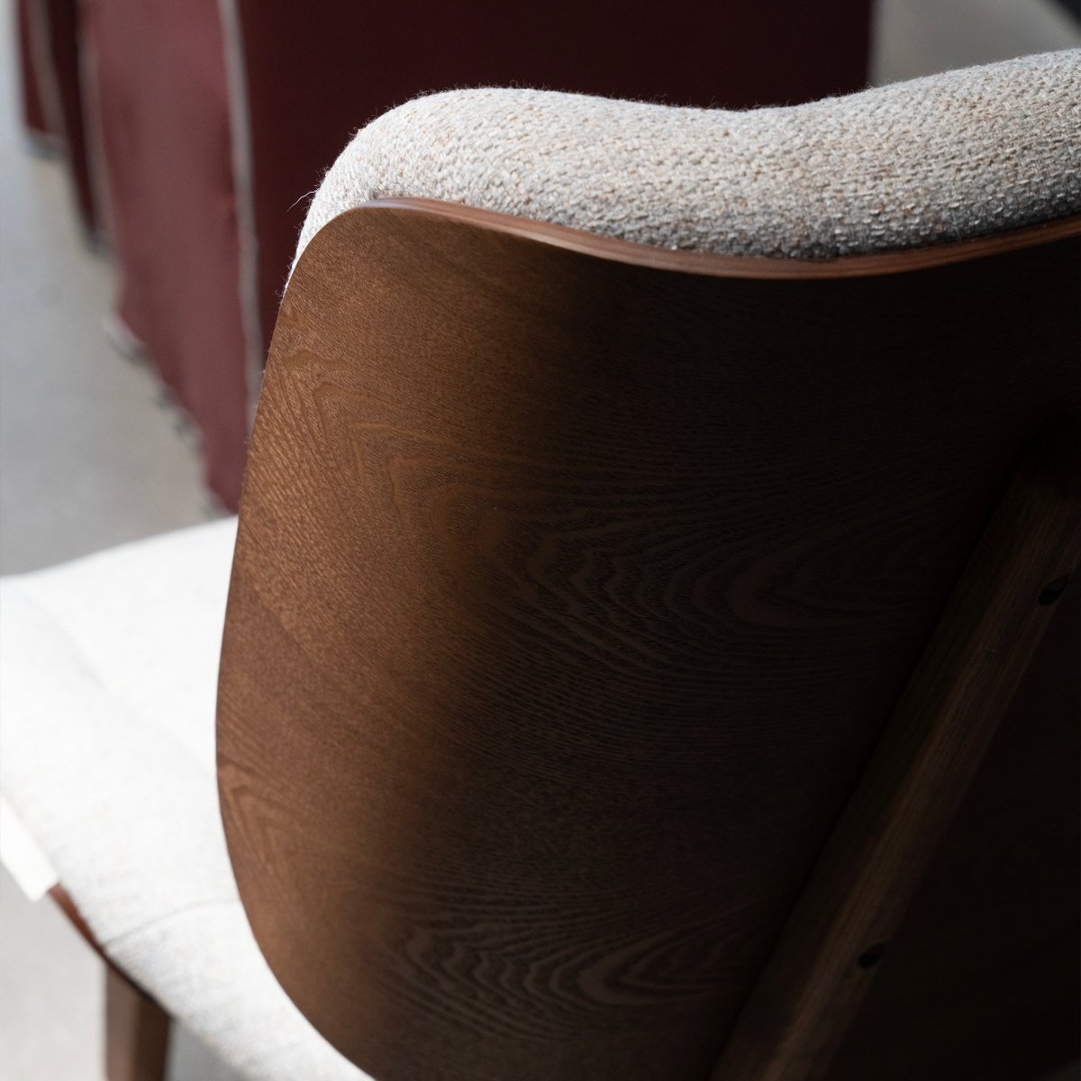 Cedarwyn Chair - FURNIBLE.