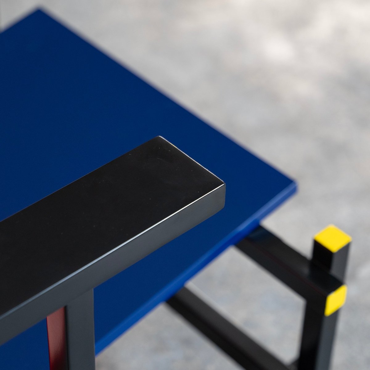 De Stijl Lounge Chair - FURNIBLE.