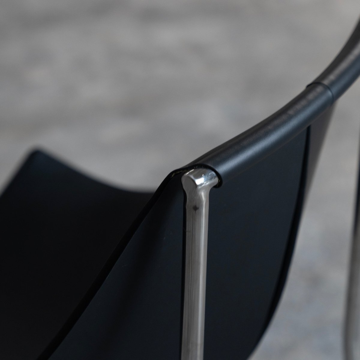 Eclipse Chair - FURNIBLE.