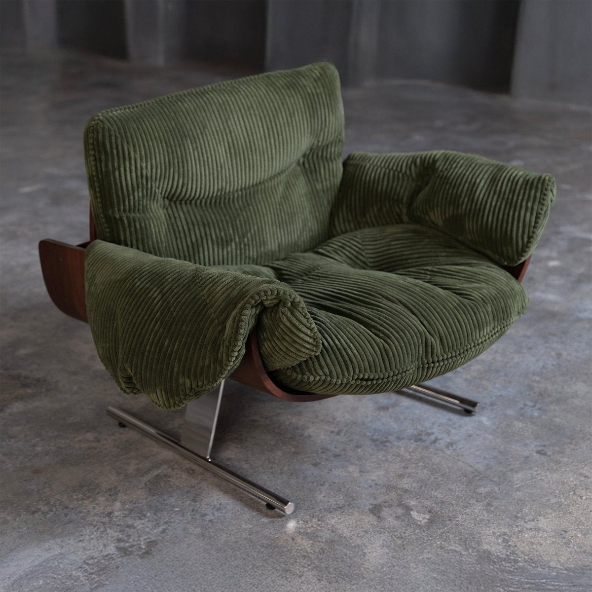 Grove Lounge Chair - FURNIBLE.