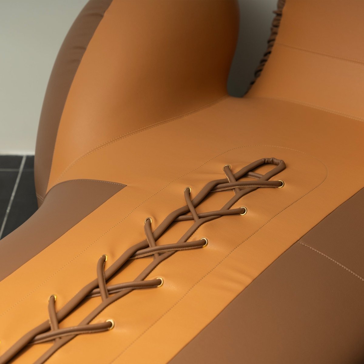 La Boxe Lounger - FURNIBLE.