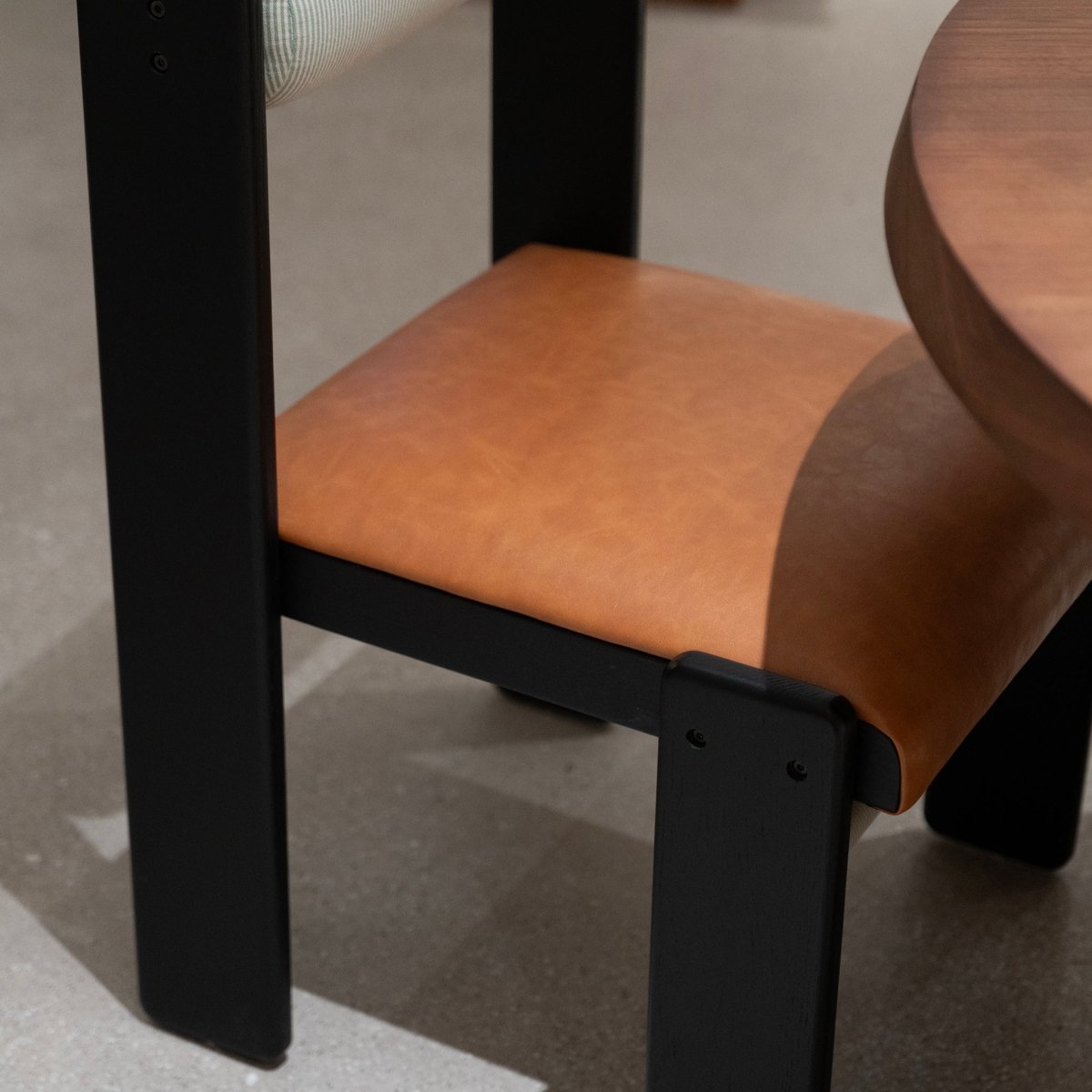 Mariner Chair - FURNIBLE.