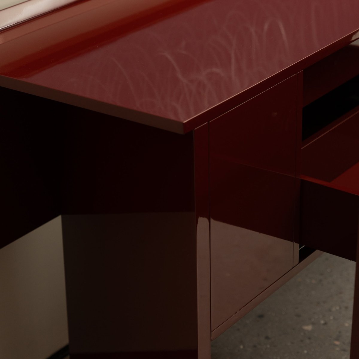 Marquesa Lacquer Console - FURNIBLE.