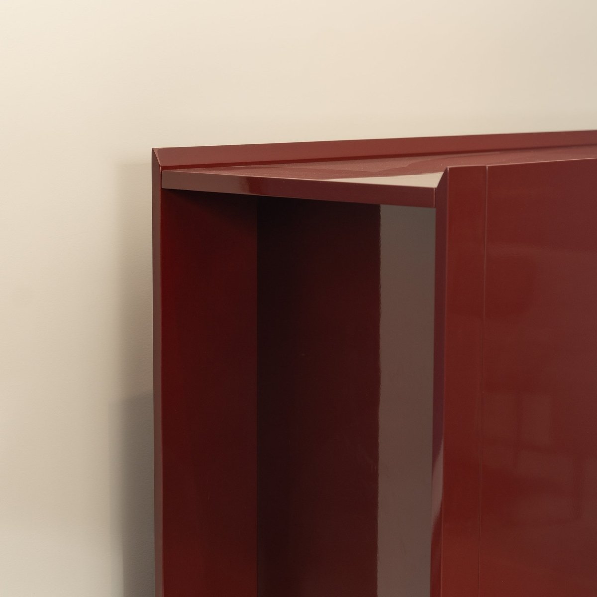 Marquesa Lacquer Console - FURNIBLE.