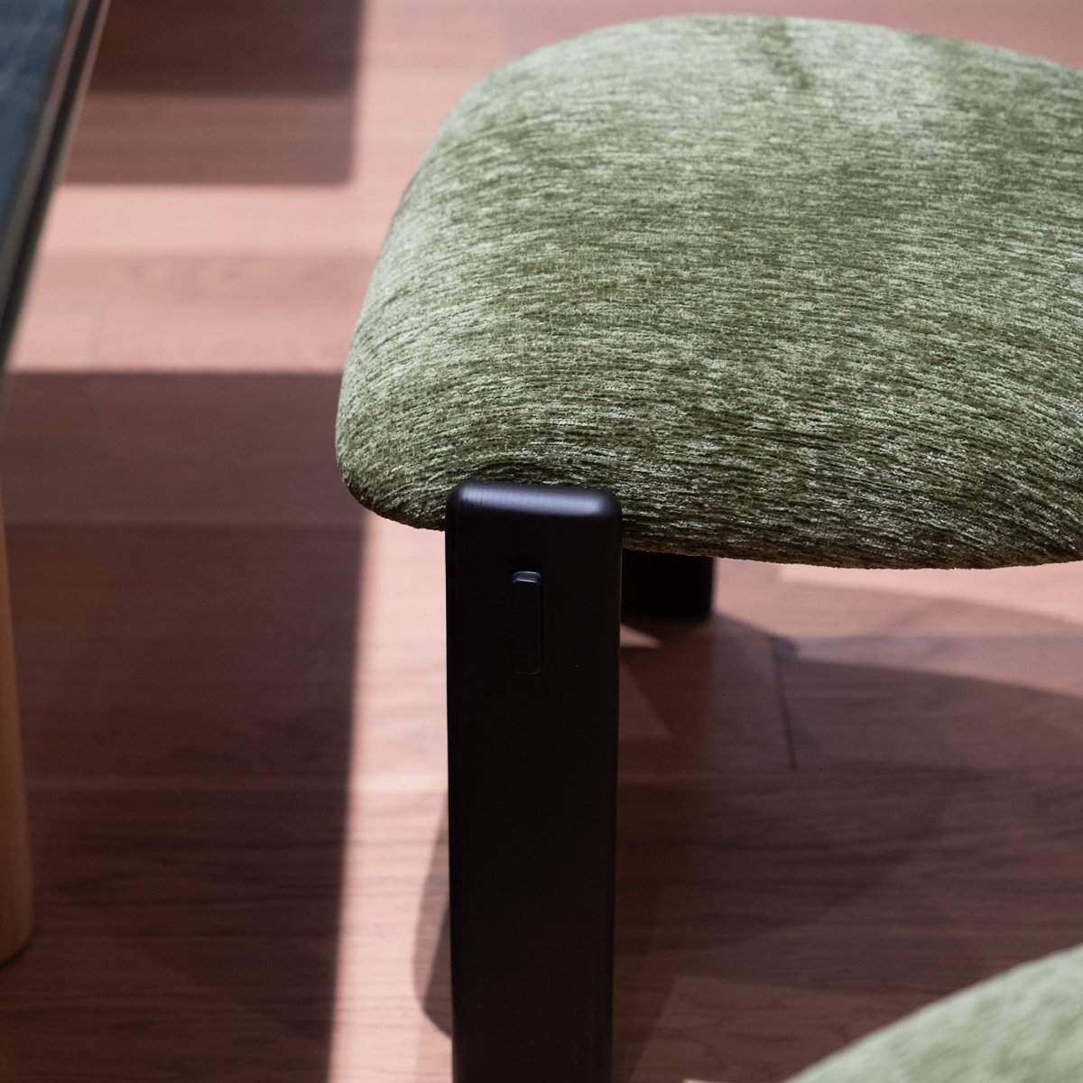 Mosswood Chair - FURNIBLE.