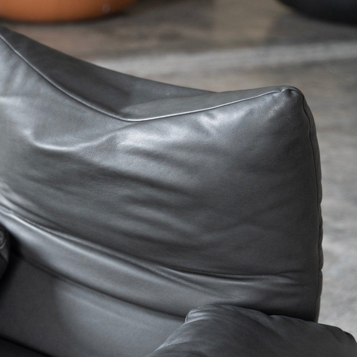 Nimbus Armchair - FURNIBLE.