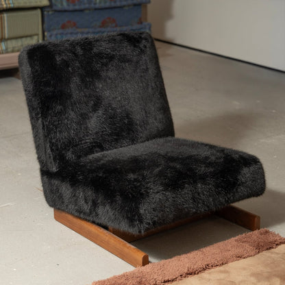 Noir Fur Lounge Chair - FURNIBLE.