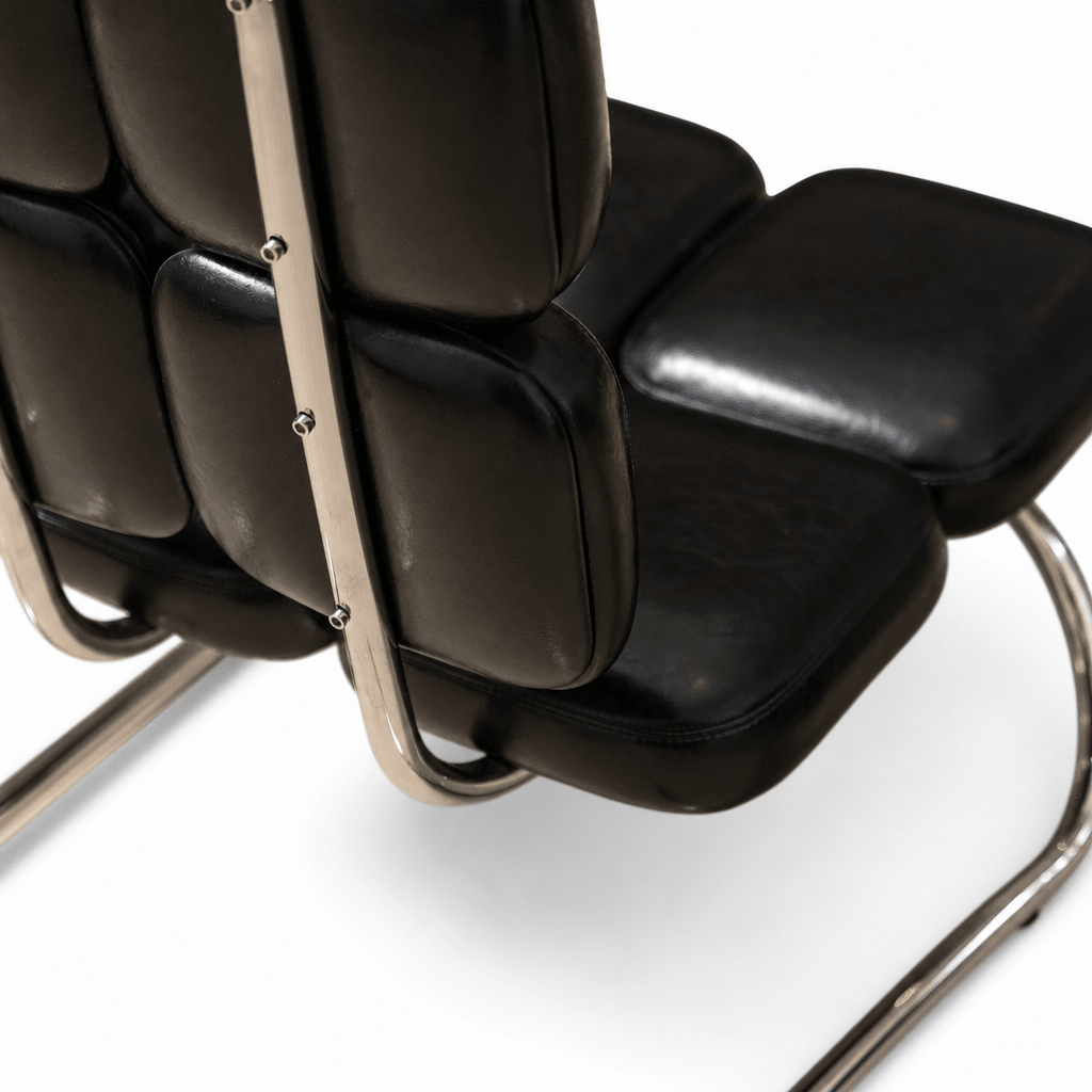 Novak Chair - FURNIBLE.